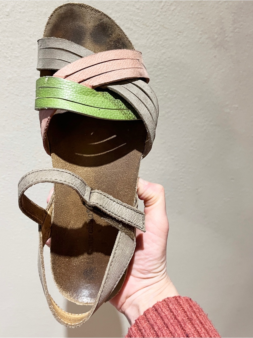 El Naturalista Women's Strappy Leather Sandals — Olive, Pink & Green